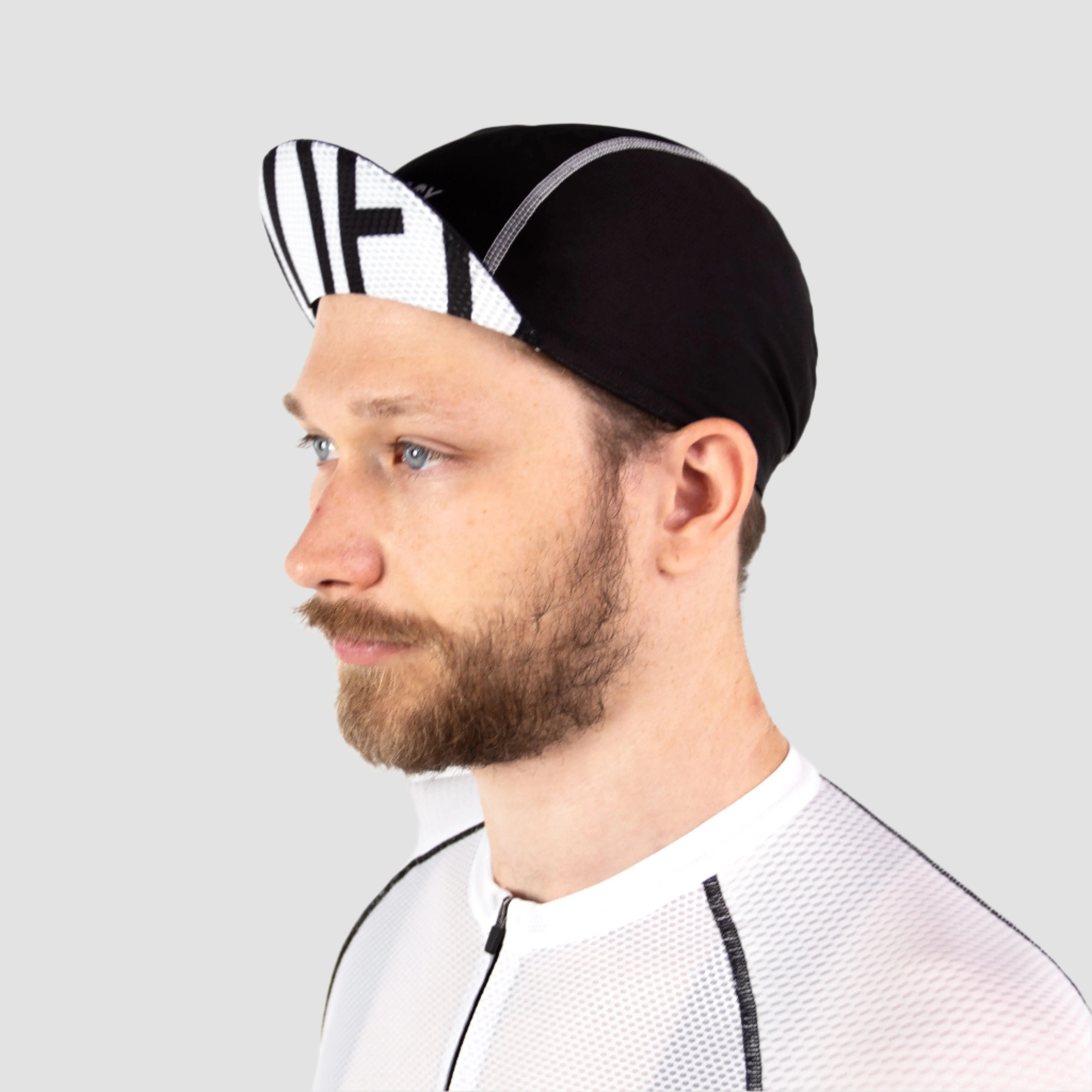 Omni HyperMesh Cap (Black/White)