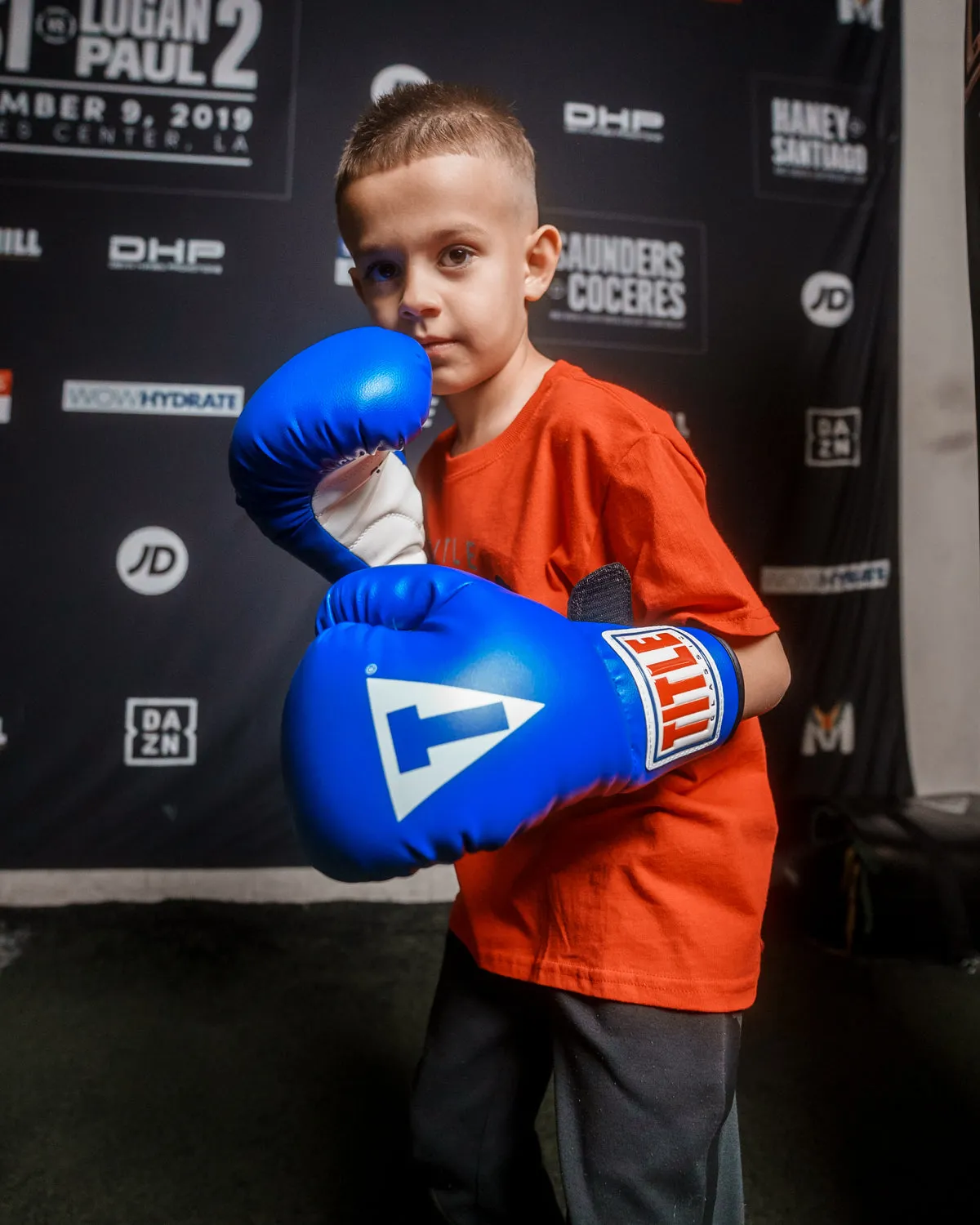 TITLE Classic Kid & Youth Boxing Gloves 2.0