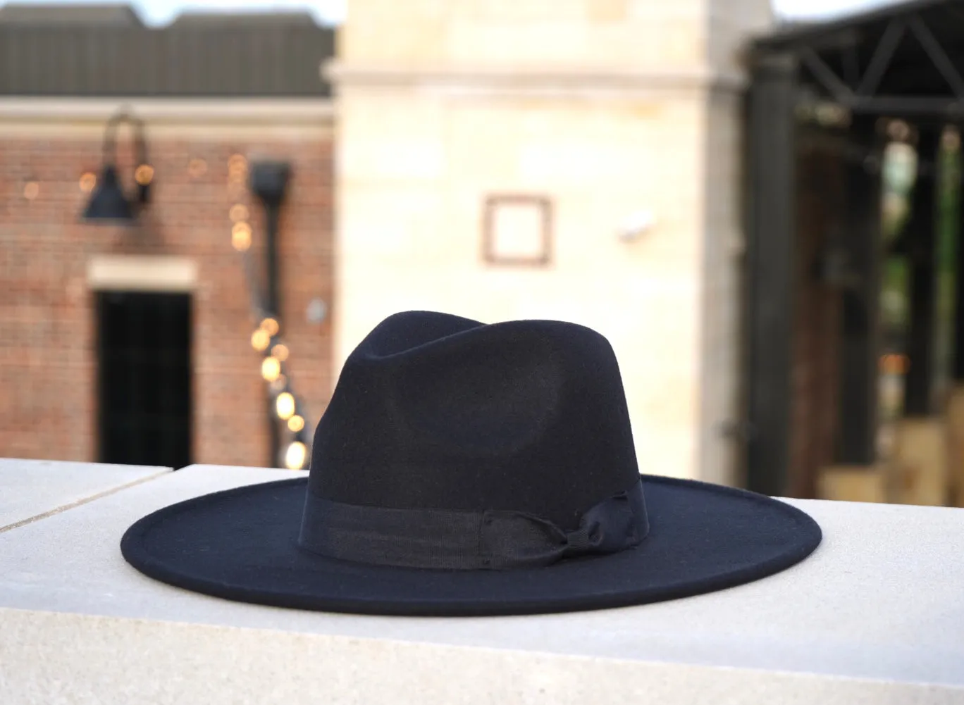 Tori Wide Brim - Black