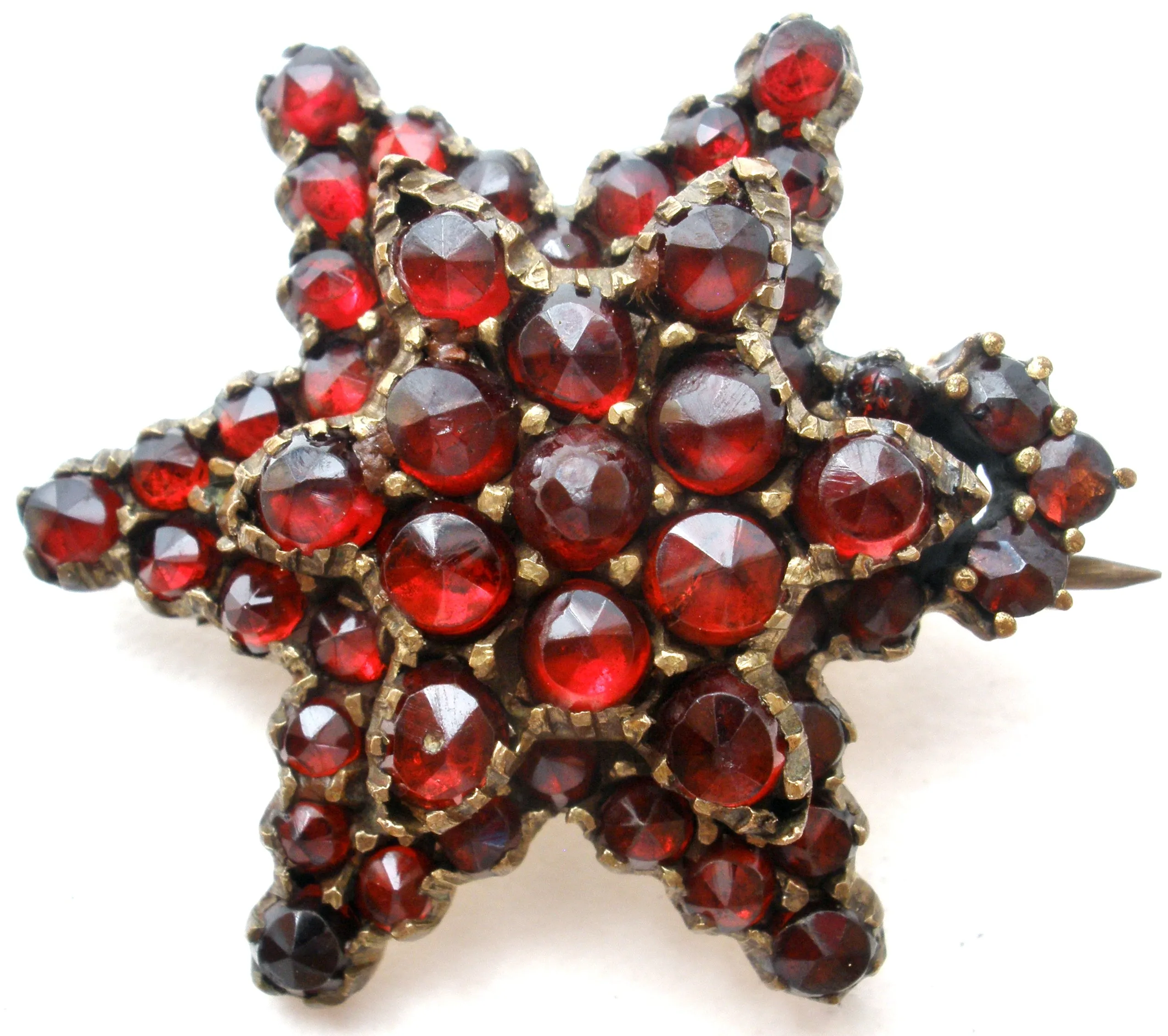 Victorian Garnet Star Gilt Brooch Pin