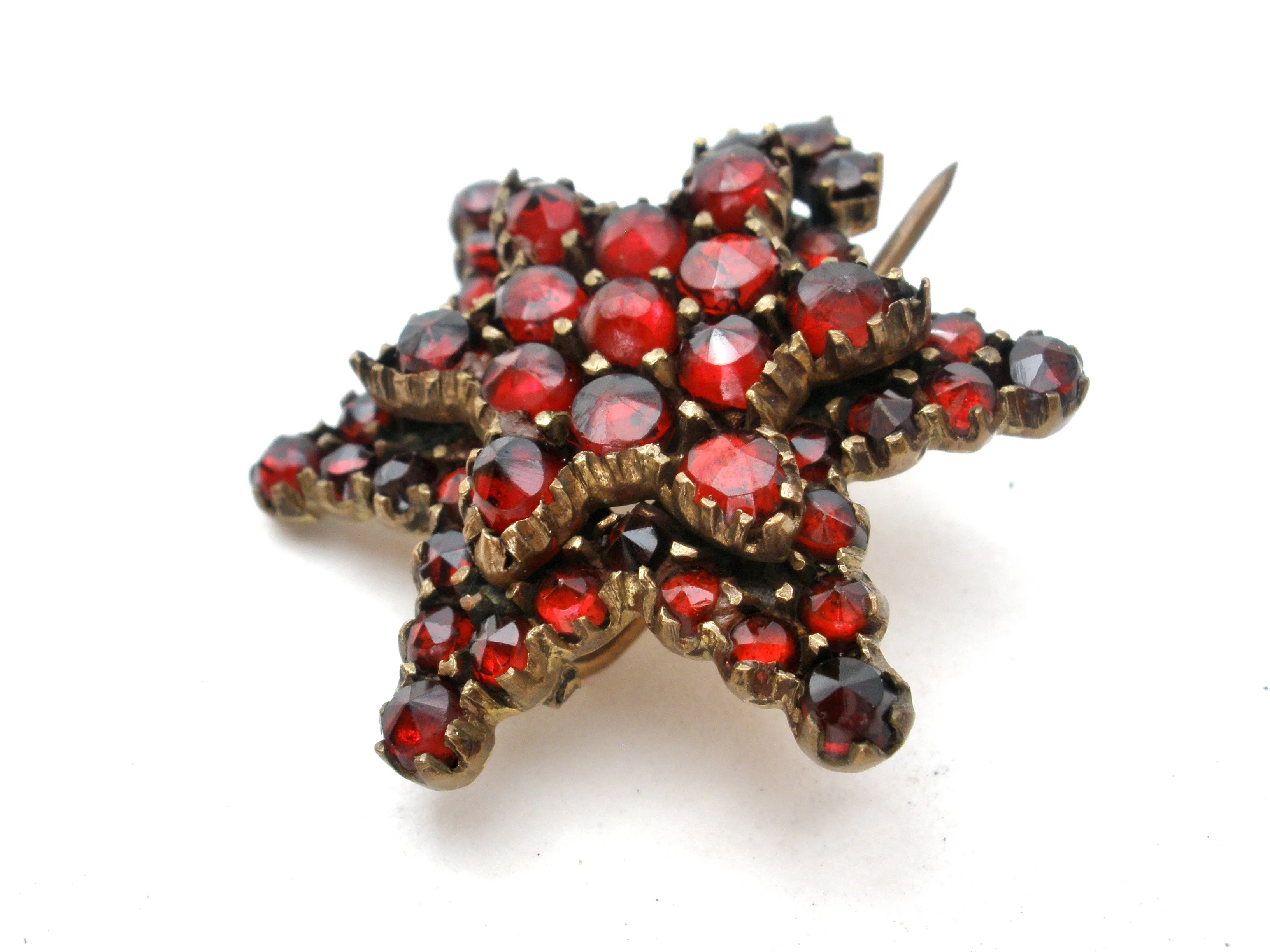 Victorian Garnet Star Gilt Brooch Pin