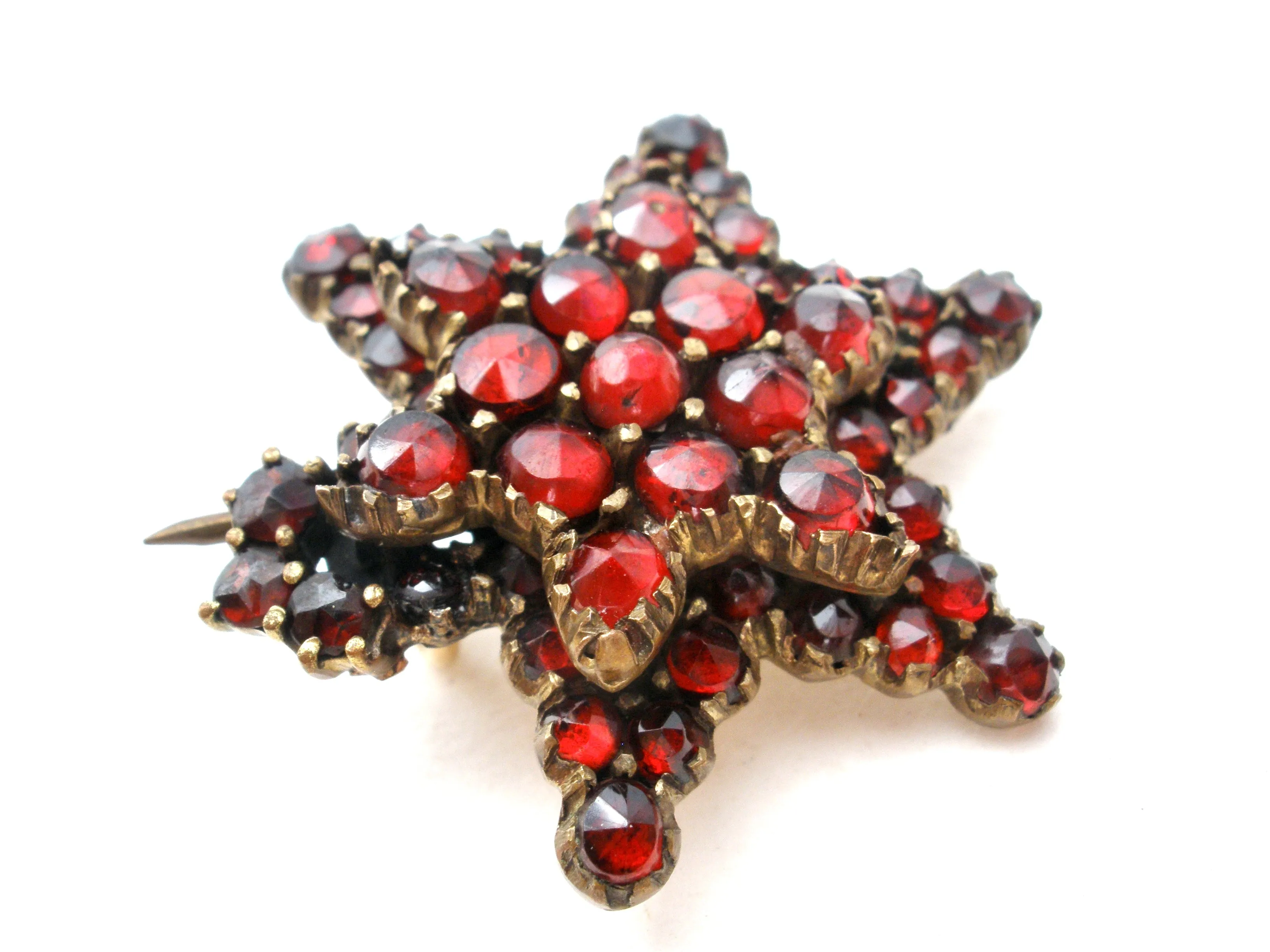 Victorian Garnet Star Gilt Brooch Pin